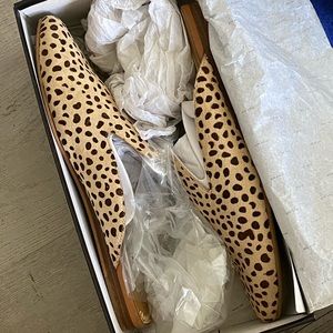 Dolce Vita leopard flats